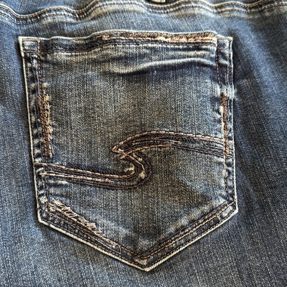 🎉HOST PICK 🎉Silver Jeans | Elyse Straight Crop Jeans - Picture 10 of 11